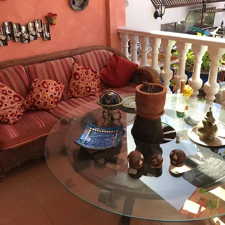 Calendula Villa *